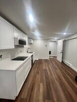 41 Hunnewell Ave, Unit #1 in Boston, MA - Building Photo