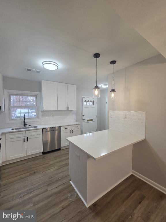 407 Greenbrier Ct. in Fredericksburg, VA - Building Photo - Building Photo