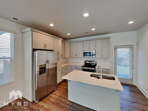 3913 Ironwood St in Charlotte, NC - Building Photo - Building Photo