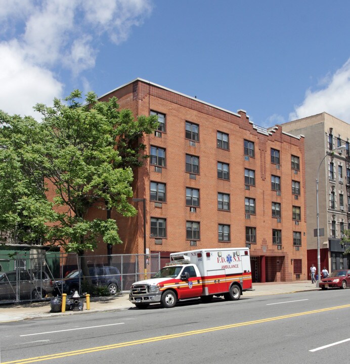 Fountain House Community Living Residence in New York, NY - Building Photo