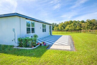 3067 Forrest Plum Ct in Zephyrhills, FL - Building Photo - Building Photo