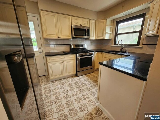 138 Eagle St in North Arlington, NJ - Building Photo - Building Photo