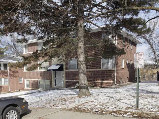 Pratt Street Apartments in Omaha, NE - Building Photo - Building Photo