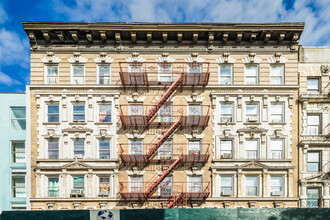 352 S 3rd St in Brooklyn, NY - Building Photo - Building Photo