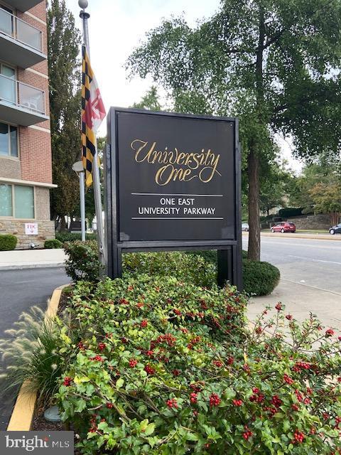 property at 1 E University Pkwy