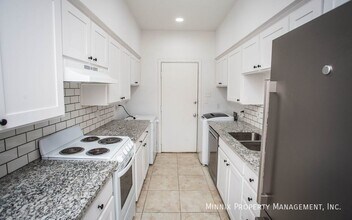 4729 2nd St in Lubbock, TX - Foto de edificio - Building Photo