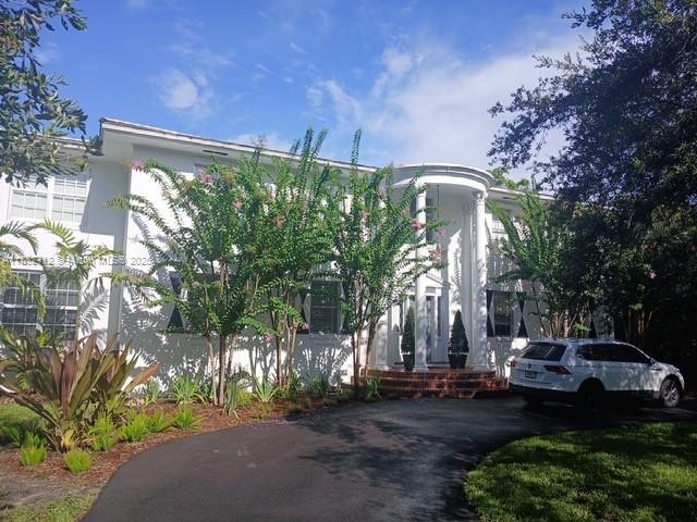 2828 Segovia St in Coral Gables, FL - Foto de edificio