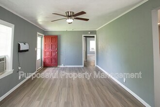 3200 SW 20th St in Oklahoma City, OK - Building Photo - Building Photo