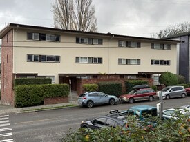 4640 22nd Ave NE in Seattle, WA - Building Photo