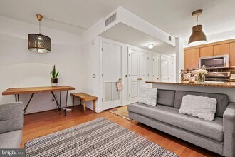 616 E St NW, Unit 1007 in Washington, DC - Building Photo - Building Photo