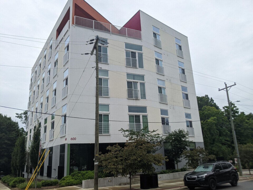 600 S Duke St in Durham, NC - Building Photo