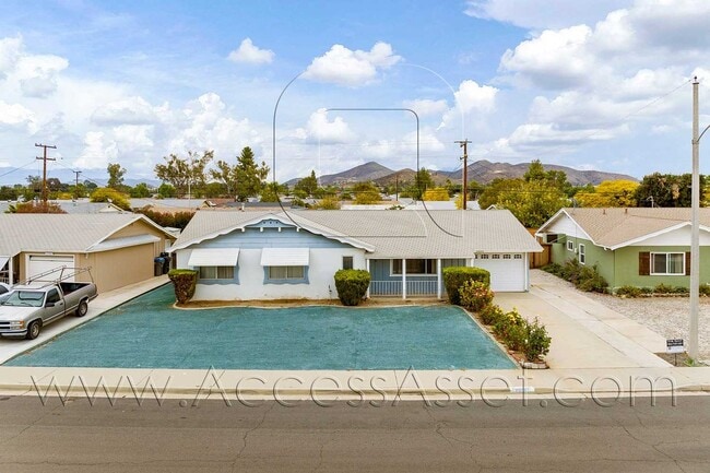 property at 29090 Del Monte Dr