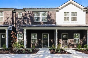 275 River Rock Dr in Lebanon, TN - Building Photo