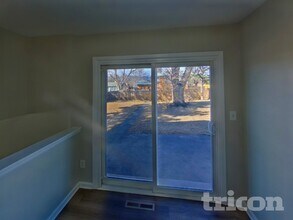 1228 N Chelton Rd, Unit 01 - 0504 in Colorado Springs, CO - Foto de edificio - Building Photo