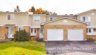 156 Valley Stream Dr in Ottawa, ON - Building Photo