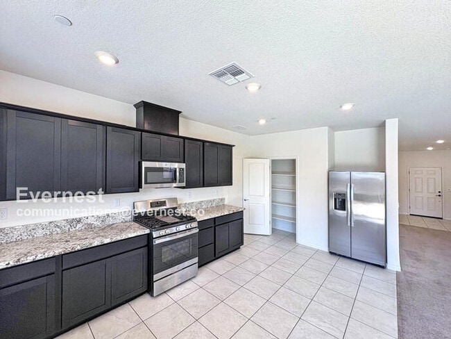 8128 Bossa Nova Way in Roseville, CA - Building Photo - Building Photo