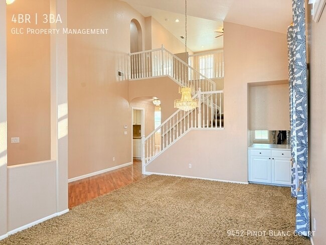 9452 Pinot Blanc Ct in Elk Grove, CA - Building Photo - Building Photo