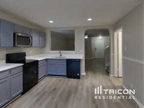 7402 Milky Way Dawn in San Antonio, TX - Building Photo - Building Photo