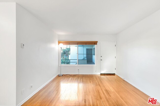 2033 Euclid St in Santa Monica, CA - Building Photo - Building Photo