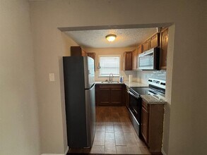 207 Frawley St in Houston, TX - Building Photo - Building Photo