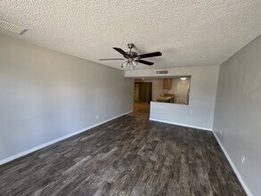 4329 W Garden Dr in Glendale, AZ - Building Photo - Building Photo