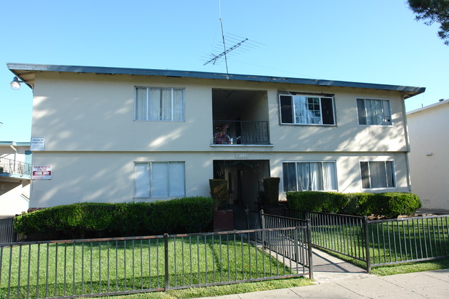 3225 Cadillac Dr in San Jose, CA - Foto de edificio - Building Photo