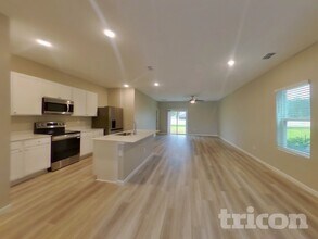 2873 Grand Finale St in Green Cove Springs, FL - Foto de edificio - Building Photo