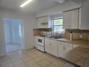926 46th St in Sarasota, FL - Building Photo - Building Photo