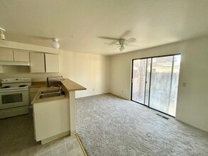 1476 Hussman Ave in Gardnerville, NV - Building Photo - Building Photo