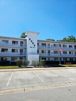 8396 111th St N in Seminole, FL - Building Photo