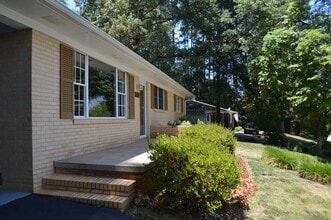 127 Freedom Dr in Clemson, SC - Building Photo - Building Photo