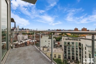 525 Clinton Ave in Brooklyn, NY - Building Photo - Building Photo