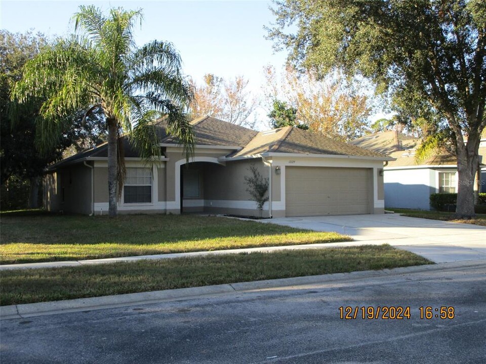 12229 Luftburrow Ln in Hudson, FL - Building Photo