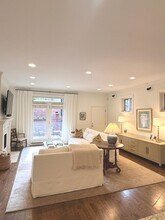 2034 N Sheffield Ave in Chicago, IL - Building Photo - Building Photo