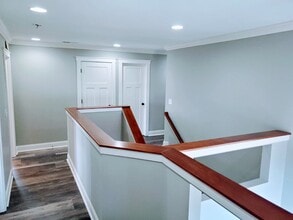 23711 Wolf Rd in Bay Village, OH - Building Photo - Building Photo