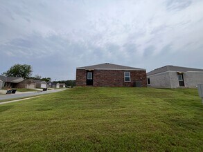 5365 Keystone Ave in Springdale, AR - Building Photo - Building Photo