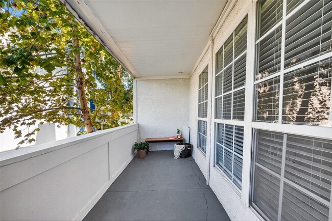 property at 781 Country Pl Dr