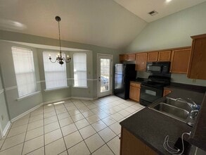 1428 Radley Cove in Cordova, TN - Foto de edificio - Building Photo