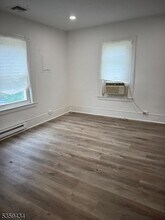252 Spring St in Newton, NJ - Building Photo - Building Photo