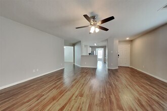 16716 Foursquare Dr in Conroe, TX - Building Photo - Building Photo