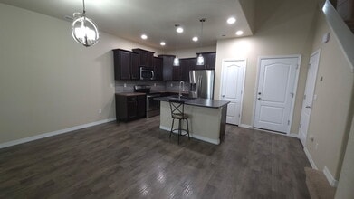1831 Portland Gold Dr in Colorado Springs, CO - Building Photo - Building Photo