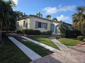 8530 Crespi Blvd in Miami Beach, FL - Building Photo