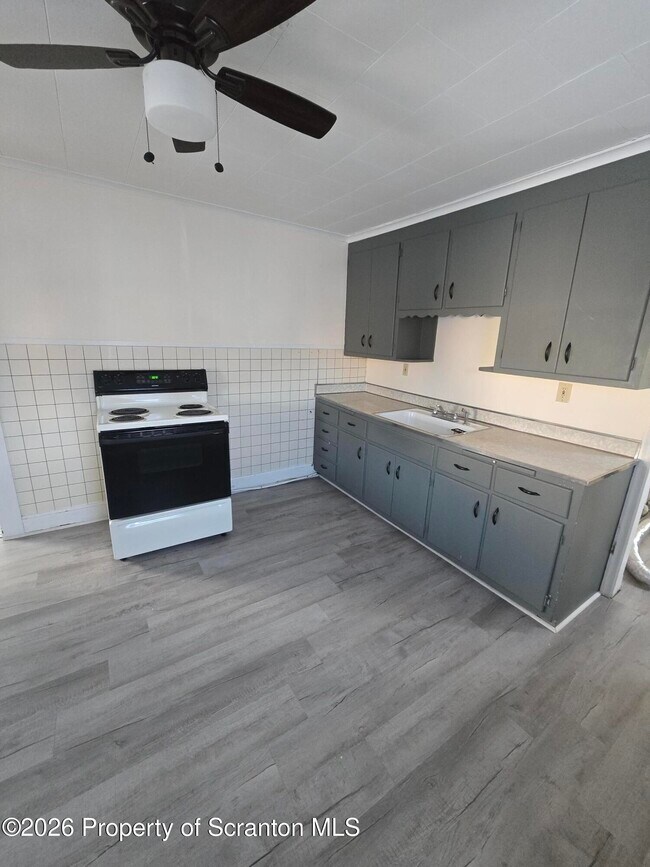 1249 Blair Ave in Scranton, PA - Building Photo - Building Photo