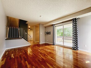 7211-7180 180 St NW in Edmonton, AB - Building Photo - Building Photo