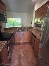 8159 Pacific Beach Dr in Ft. Myers, FL - Building Photo - Building Photo