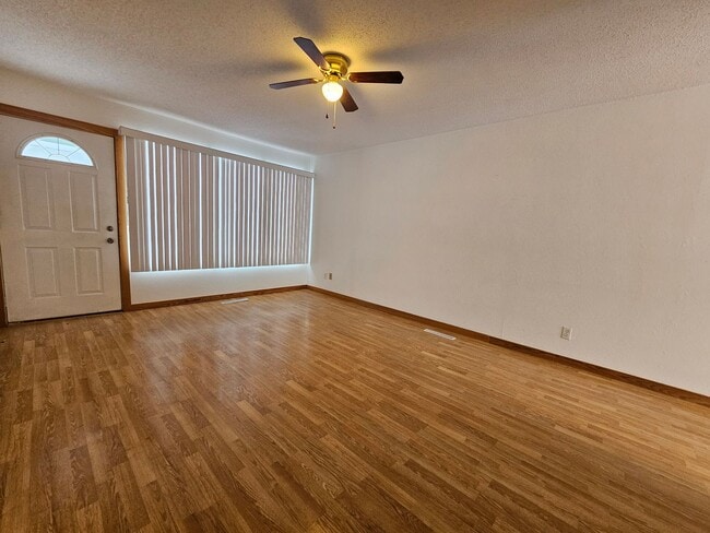 4851 Ford Ave NW in Cedar Rapids, IA - Building Photo - Building Photo