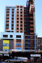 Graceline Court in New York, NY - Foto de edificio - Building Photo