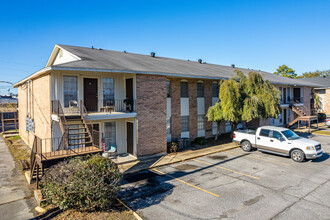 Parkwood Townhomes and Apartments in West Monroe, LA - Foto de edificio - Building Photo