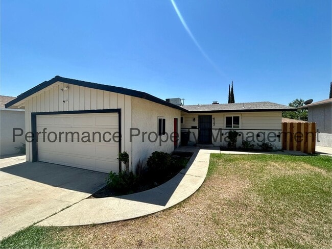 property at 417 Poplar Ave