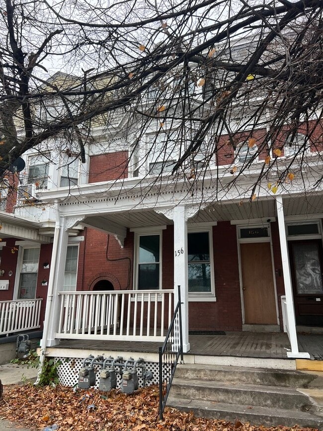 property at 156 S Richland Ave